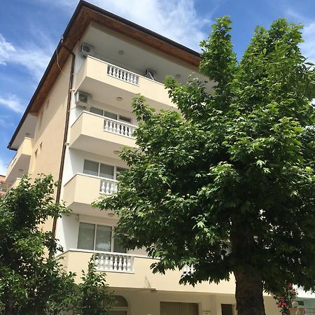Borko Guest House Primorsko Ngoại thất bức ảnh
