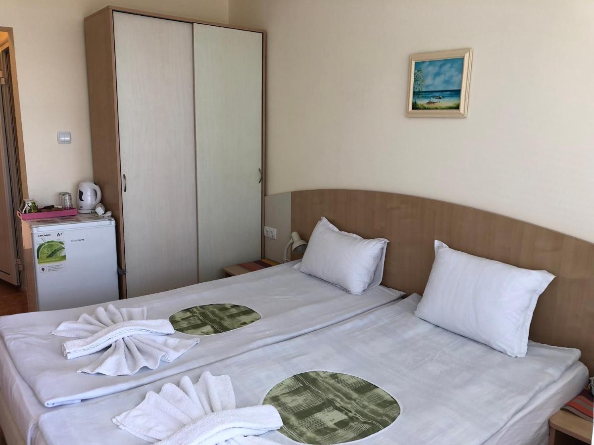 Borko Guest House Primorsko Ngoại thất bức ảnh