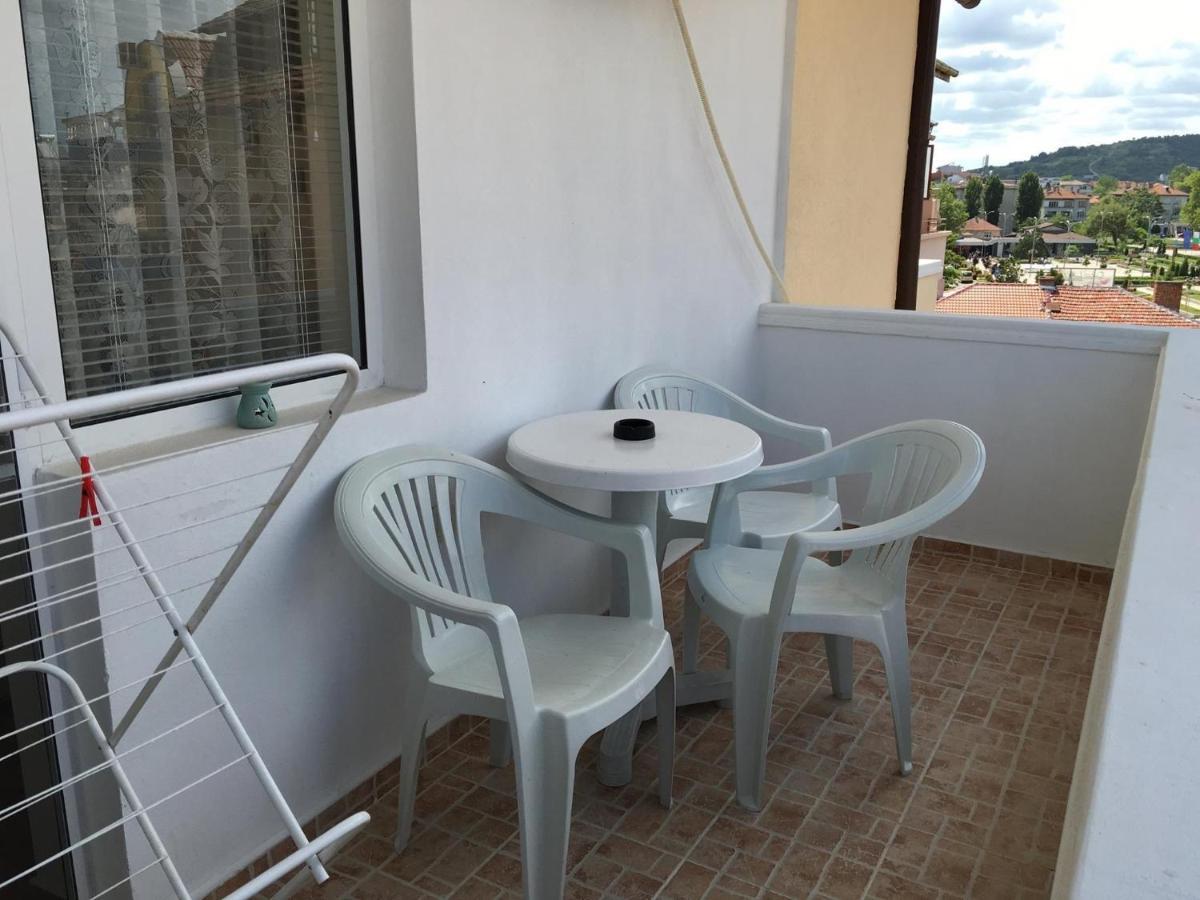 Borko Guest House Primorsko Ngoại thất bức ảnh