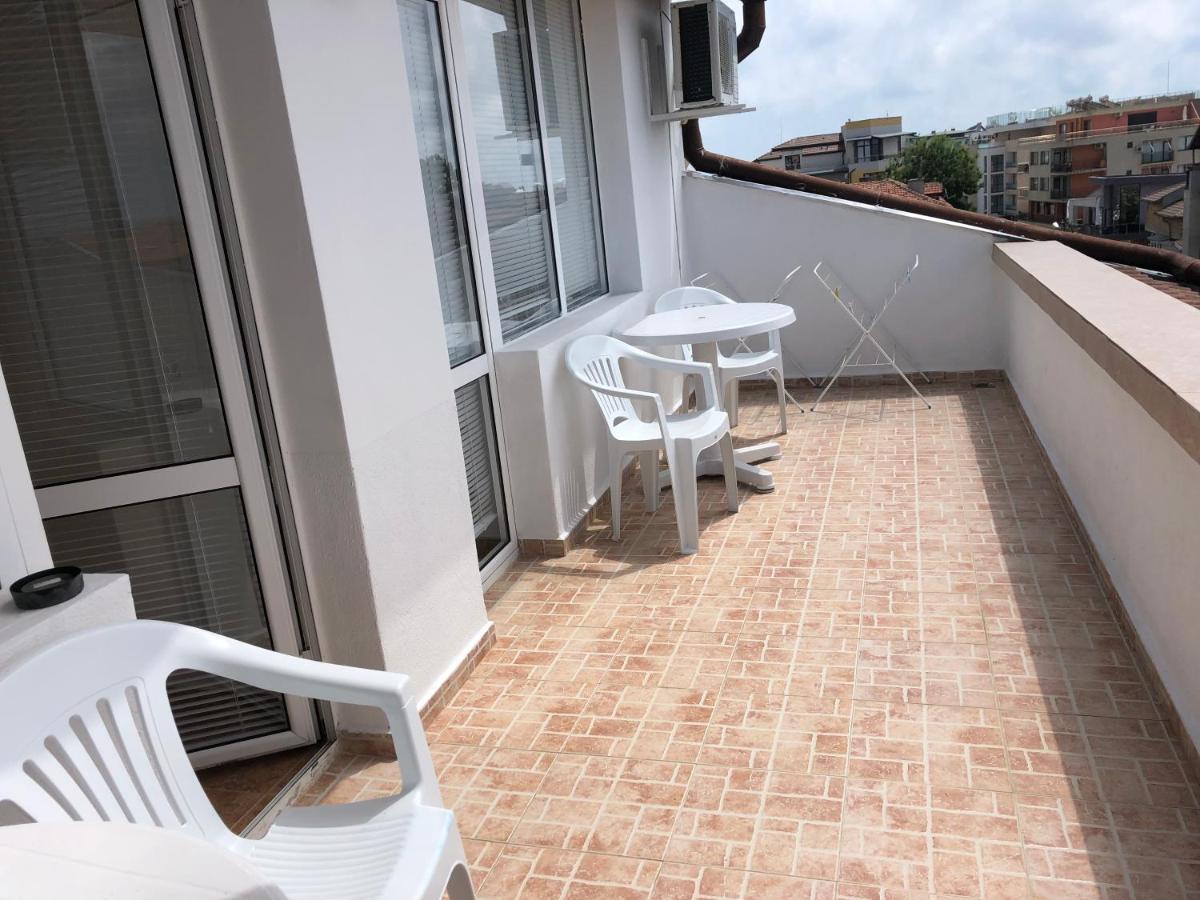 Borko Guest House Primorsko Ngoại thất bức ảnh