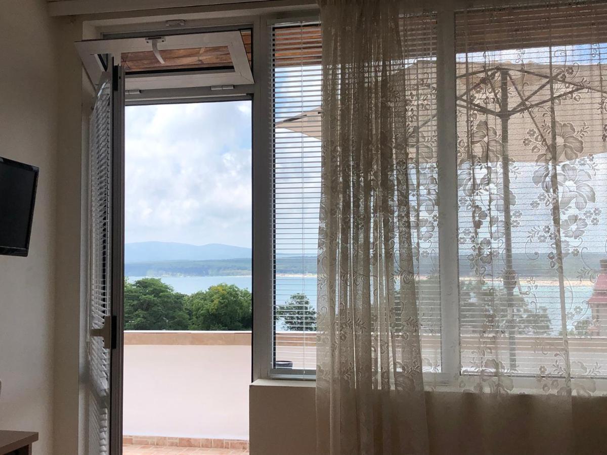 Borko Guest House Primorsko Ngoại thất bức ảnh