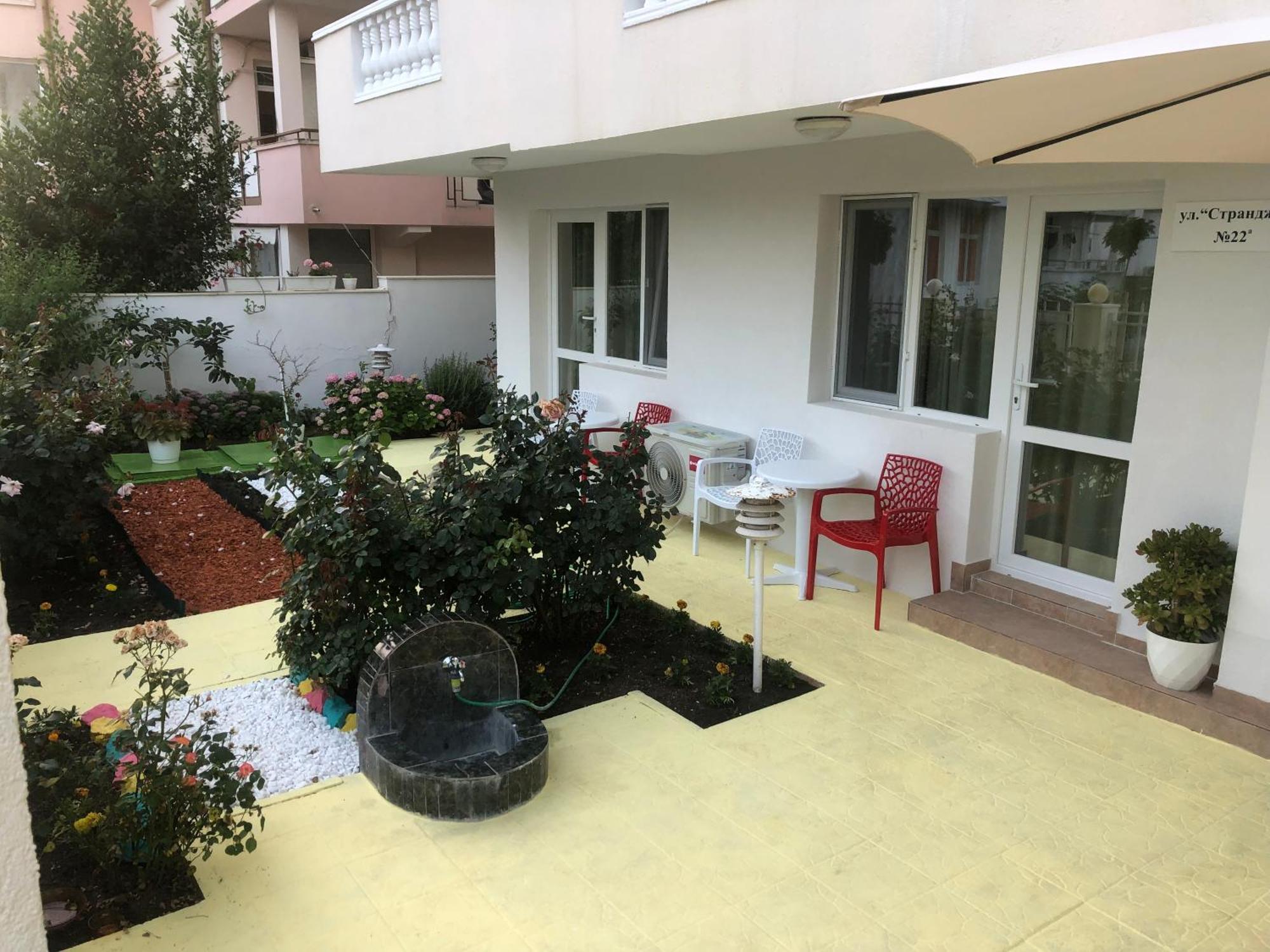 Borko Guest House Primorsko Ngoại thất bức ảnh